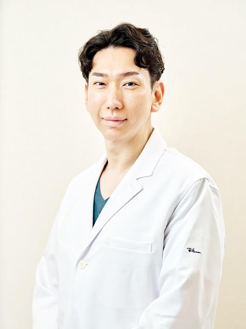 石田 一世 院長