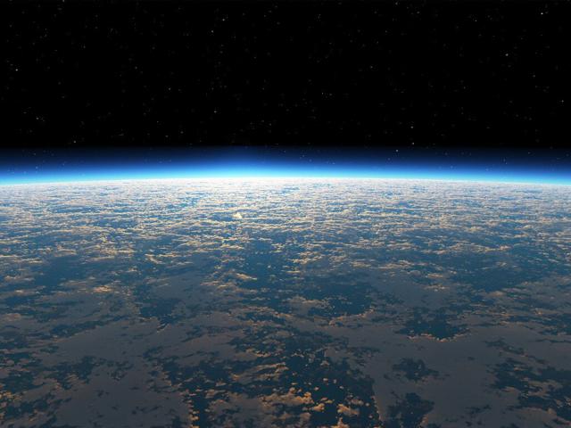 まるで宇宙体験！？巨大な地球バルーン登場！